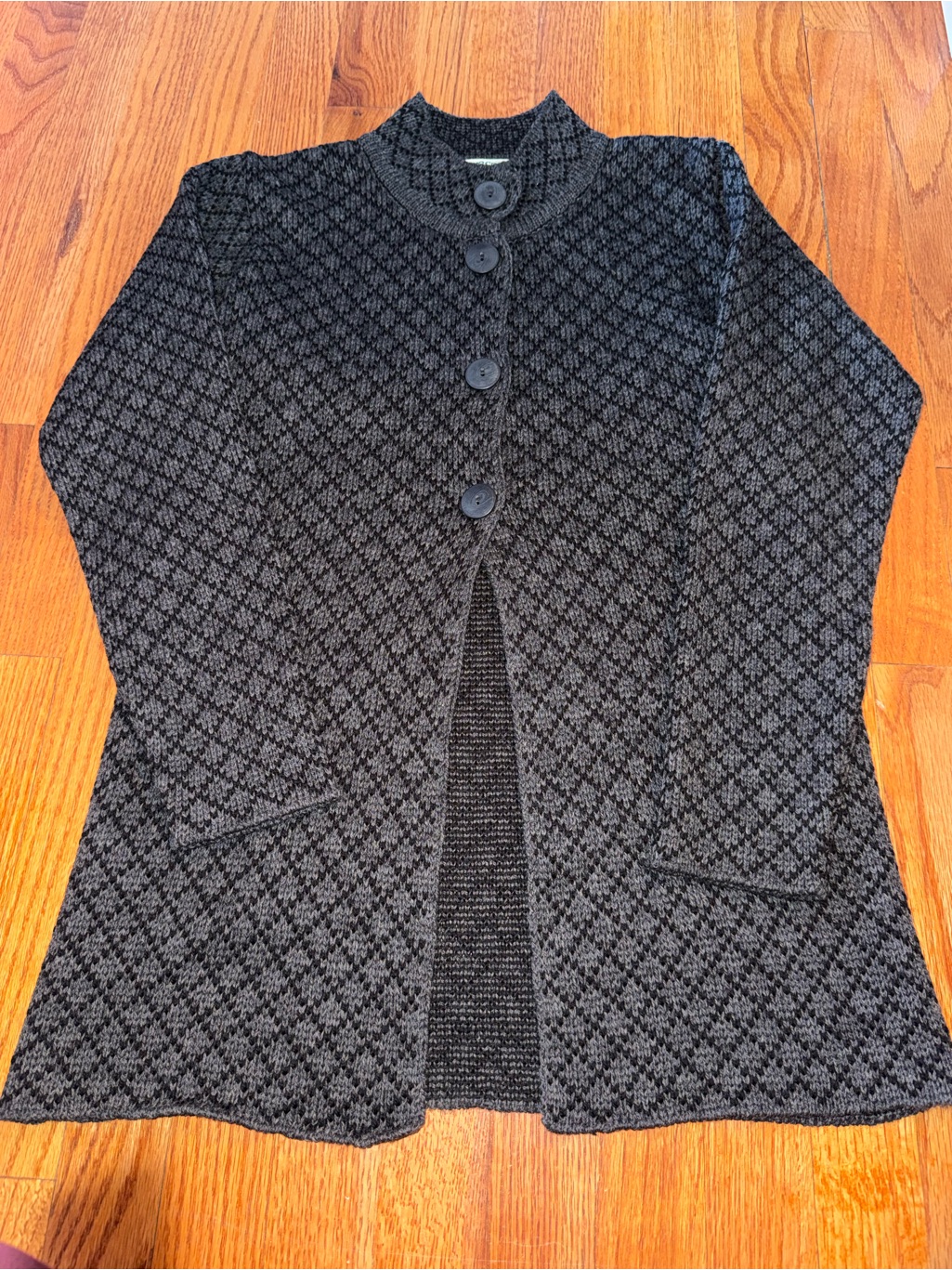 Aran Crafts Made In Ireland 100% Marino Wool Women’s Button-Front Sweater